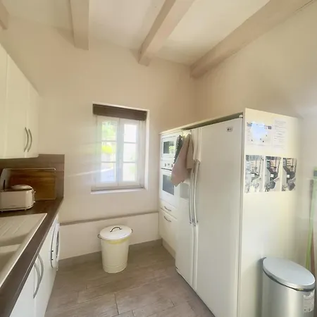 Vakantiehuis Superbe Maison Avec Jacuzzi *