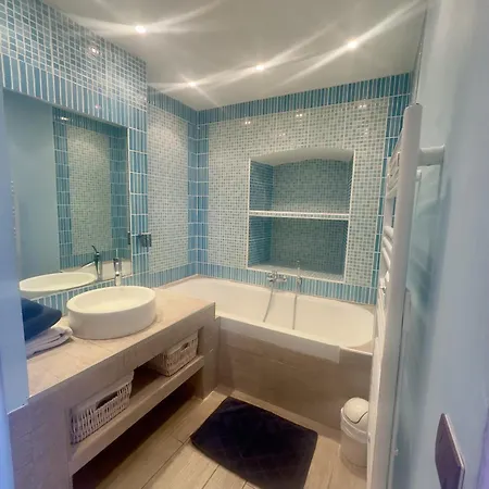 Vakantiehuis Superbe Maison Avec Jacuzzi